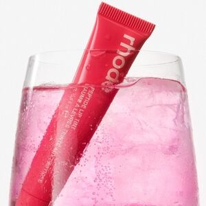 RHODE Skincare LIMITED EDITION lip Tint Peptide In Guava SPritz